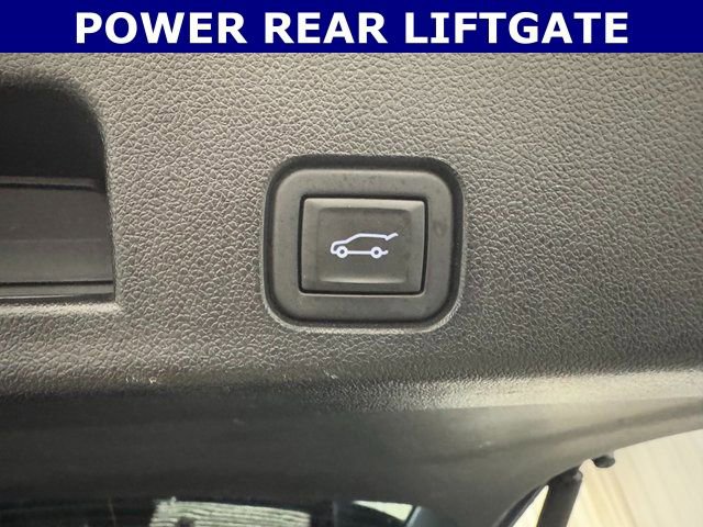Used 2024 Chevrolet Traverse RS w/ LPO, Floor Liner Package image 38