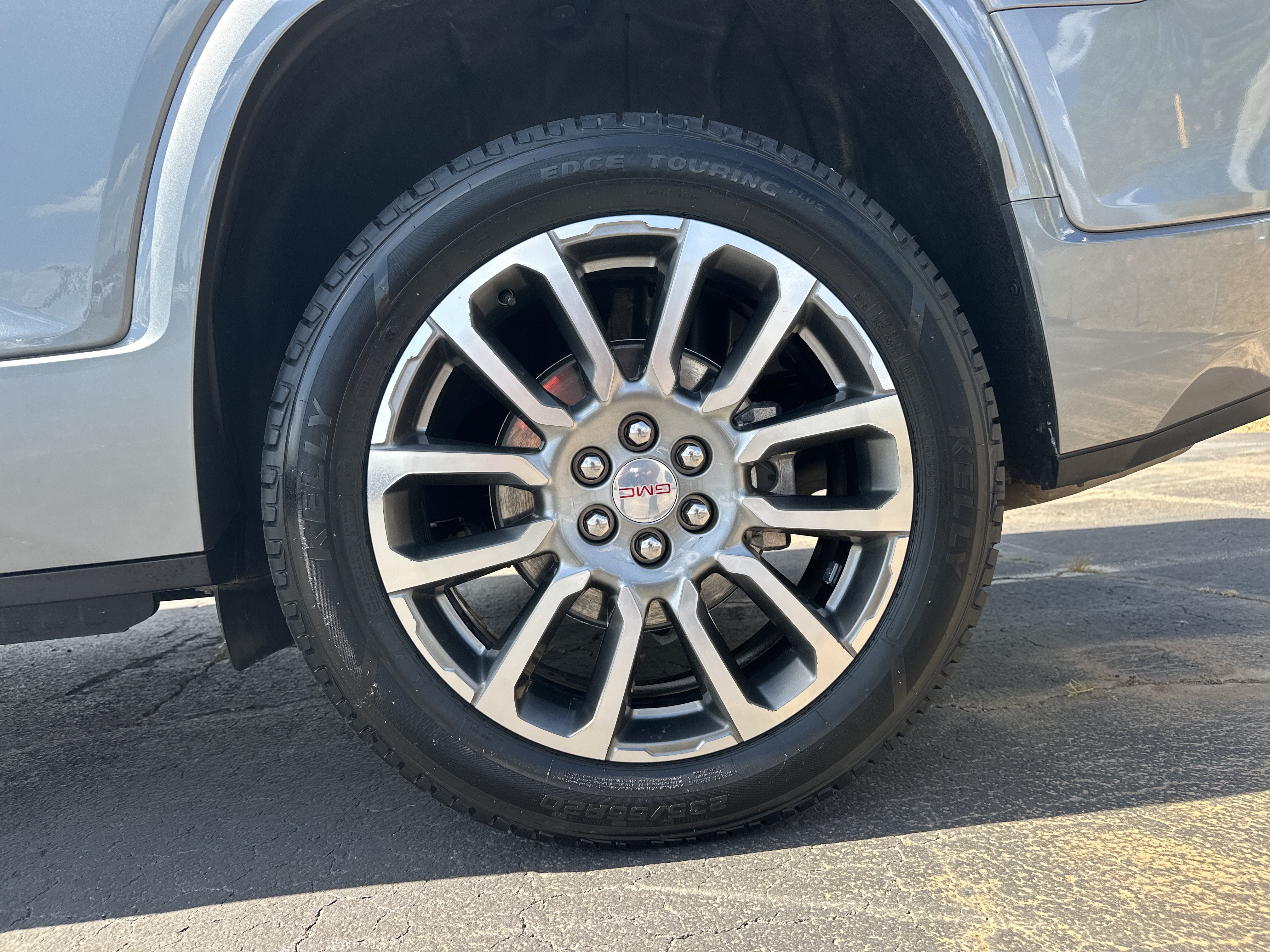 Used 2023 GMC Acadia Denali w/ Denali Ultimate Package FWD image 20
