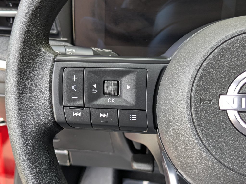 New 2026 Nissan Kicks SV w/ Cold Weather Package FWD image 16