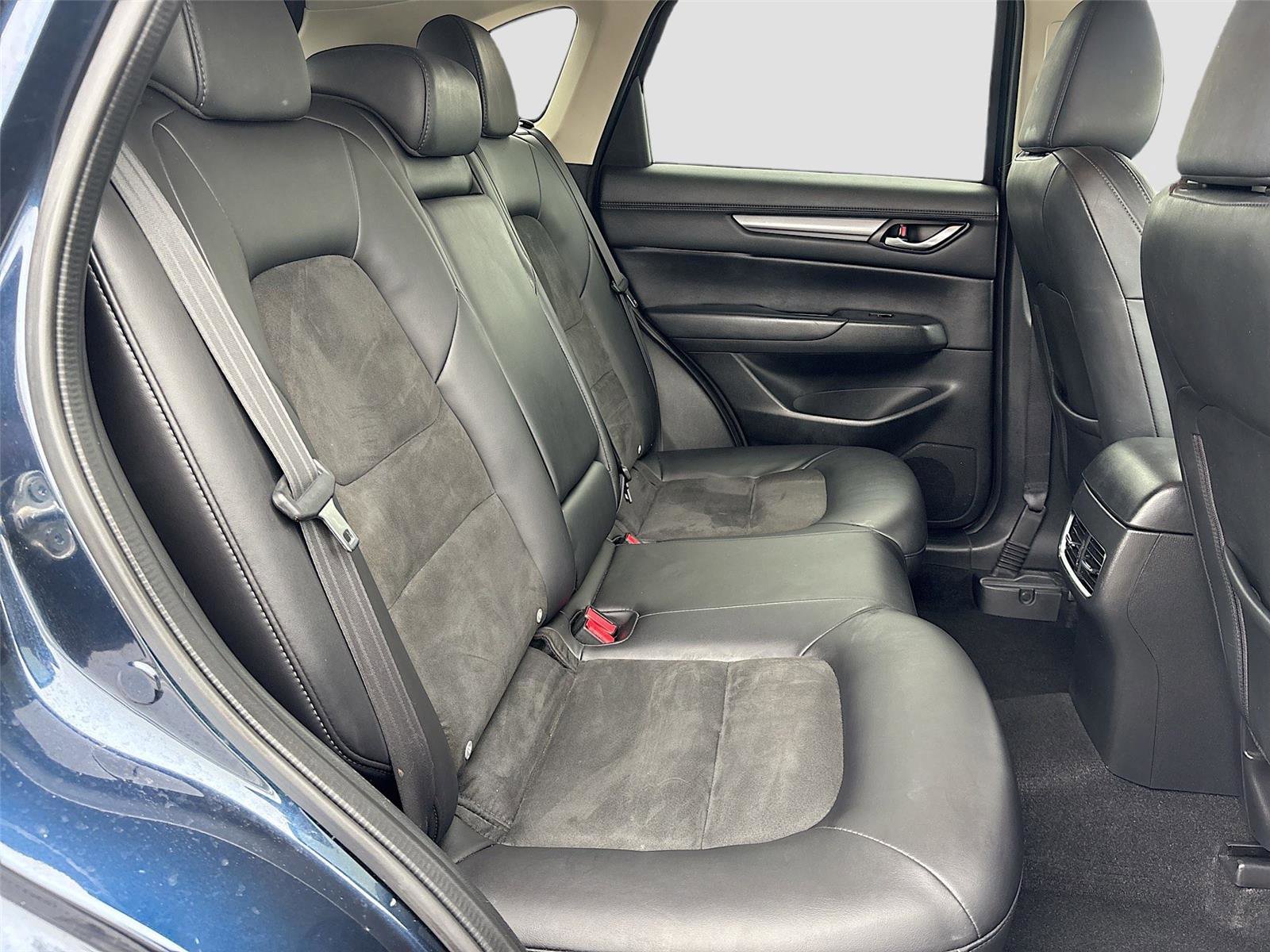 Used 2018 MAZDA CX-5 Touring image 28