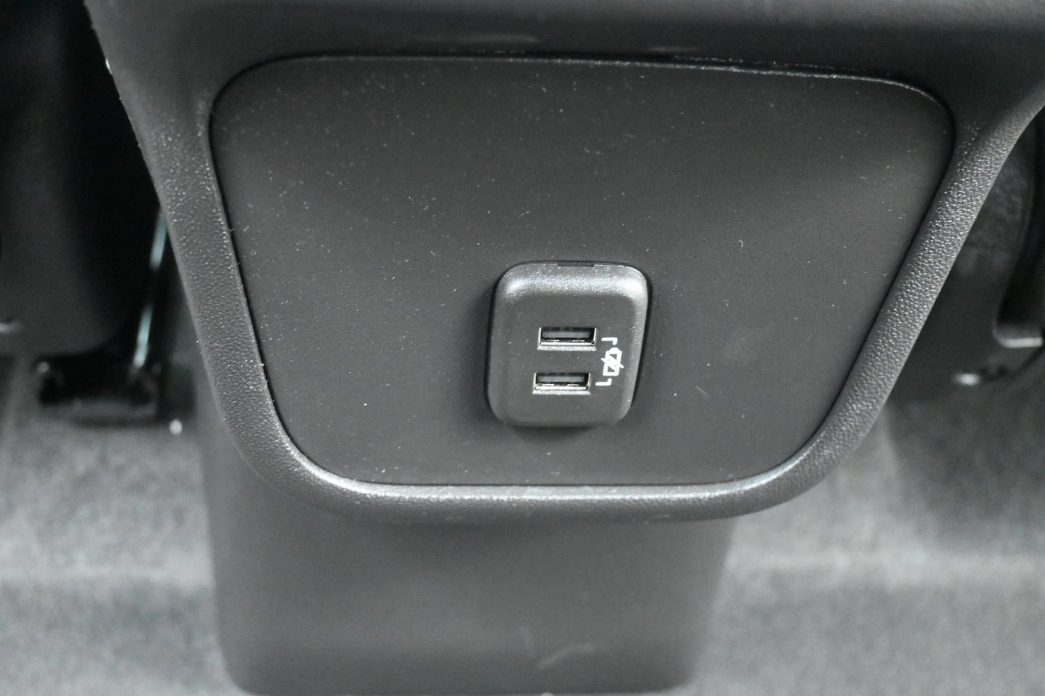 Used 2024 Chevrolet Equinox LT AWD/4WD image 38