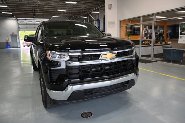 New 2026 Chevrolet Silverado 1500 LT AWD/4WD image 3
