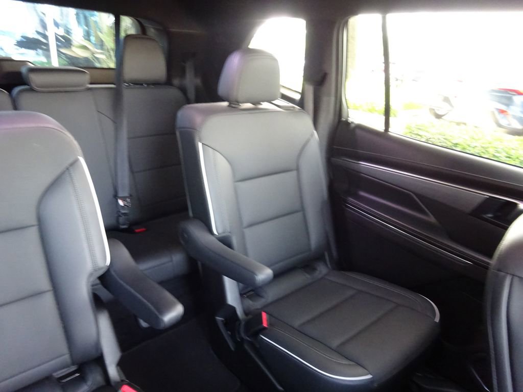Certified 2025 Buick Enclave Preferred AWD/4WD image 20