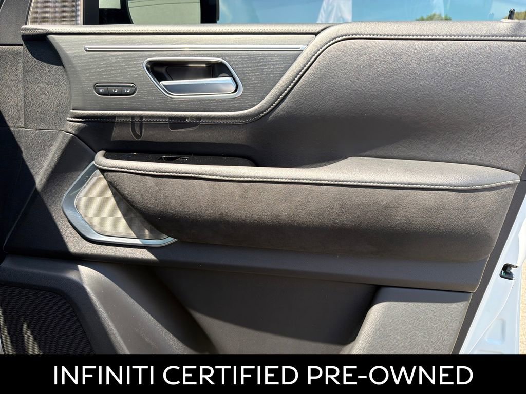 Certified 2025 INFINITI QX80 Sensory AWD/4WD image 44