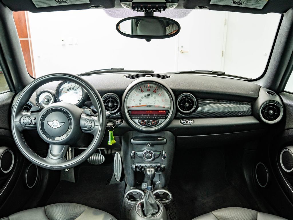 Used 2014 MINI Cooper S FWD image 30