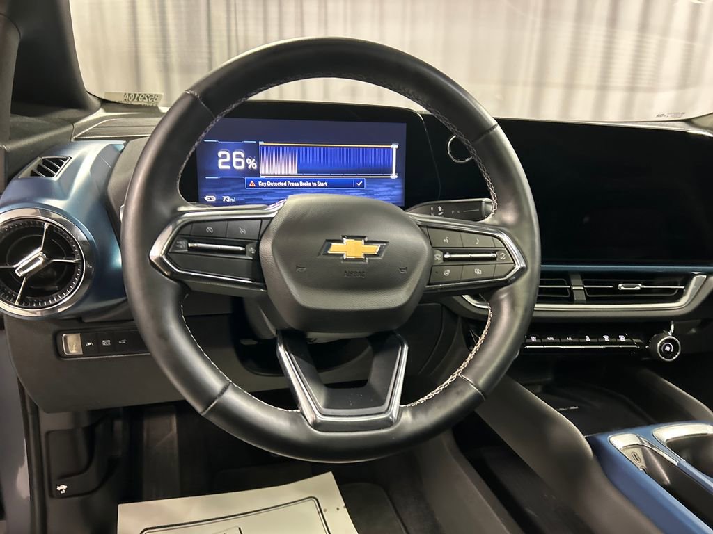 Used 2025 Chevrolet Equinox EV LT w/ Convenience Package FWD image 15
