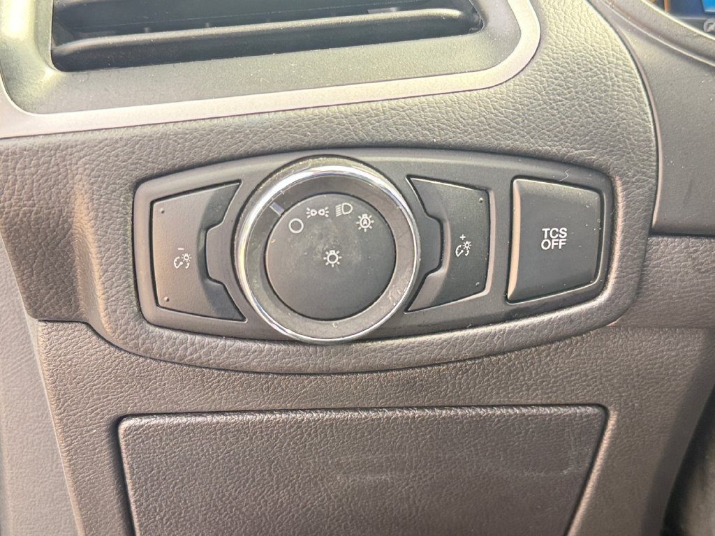 Used 2024 Ford Edge SEL AWD/4WD image 17
