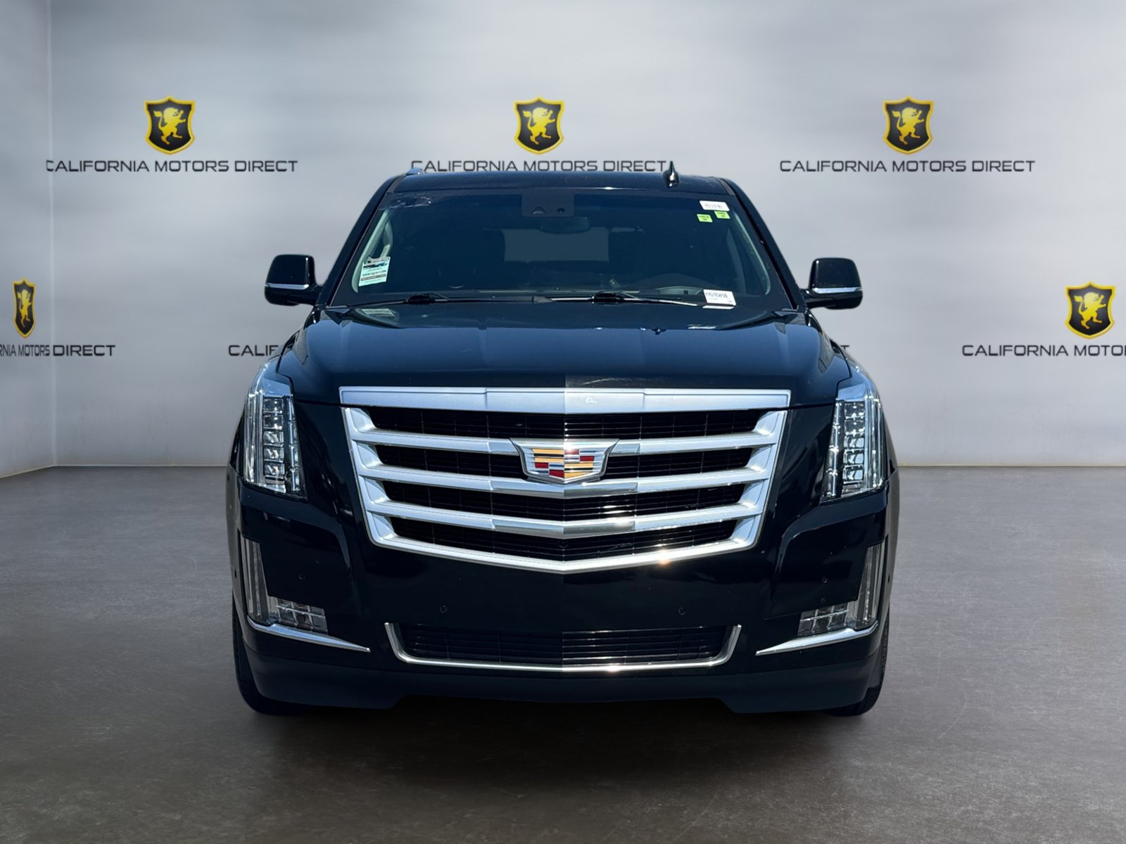 Used 2019 Cadillac Escalade Luxury AWD/4WD image 8