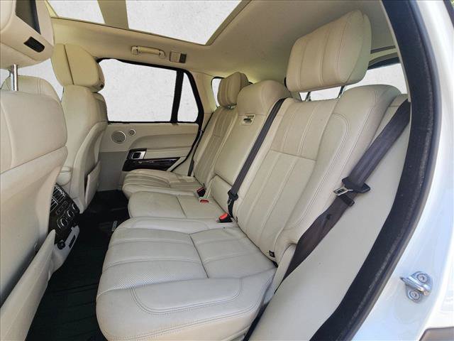 Used 2016 Land Rover Range Rover HSE AWD/4WD image 16