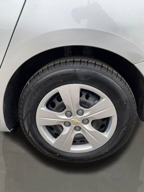 Used 2016 Chevrolet Cruze LS image 31