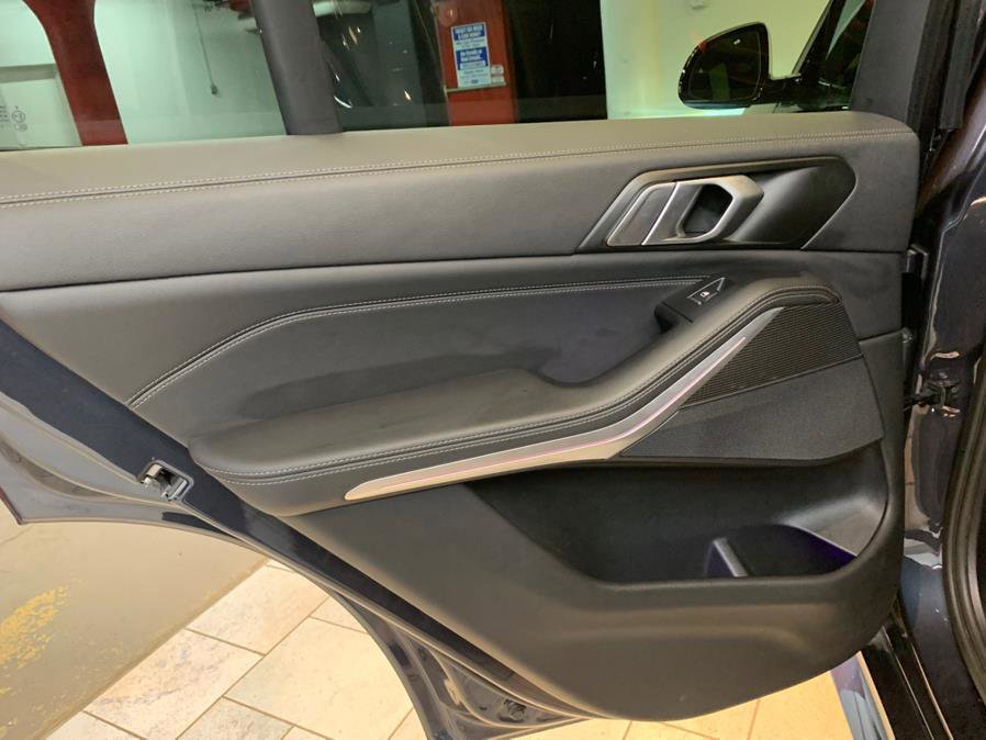 Used 2022 BMW X5 xDrive40i w/ M Sport Package image 58