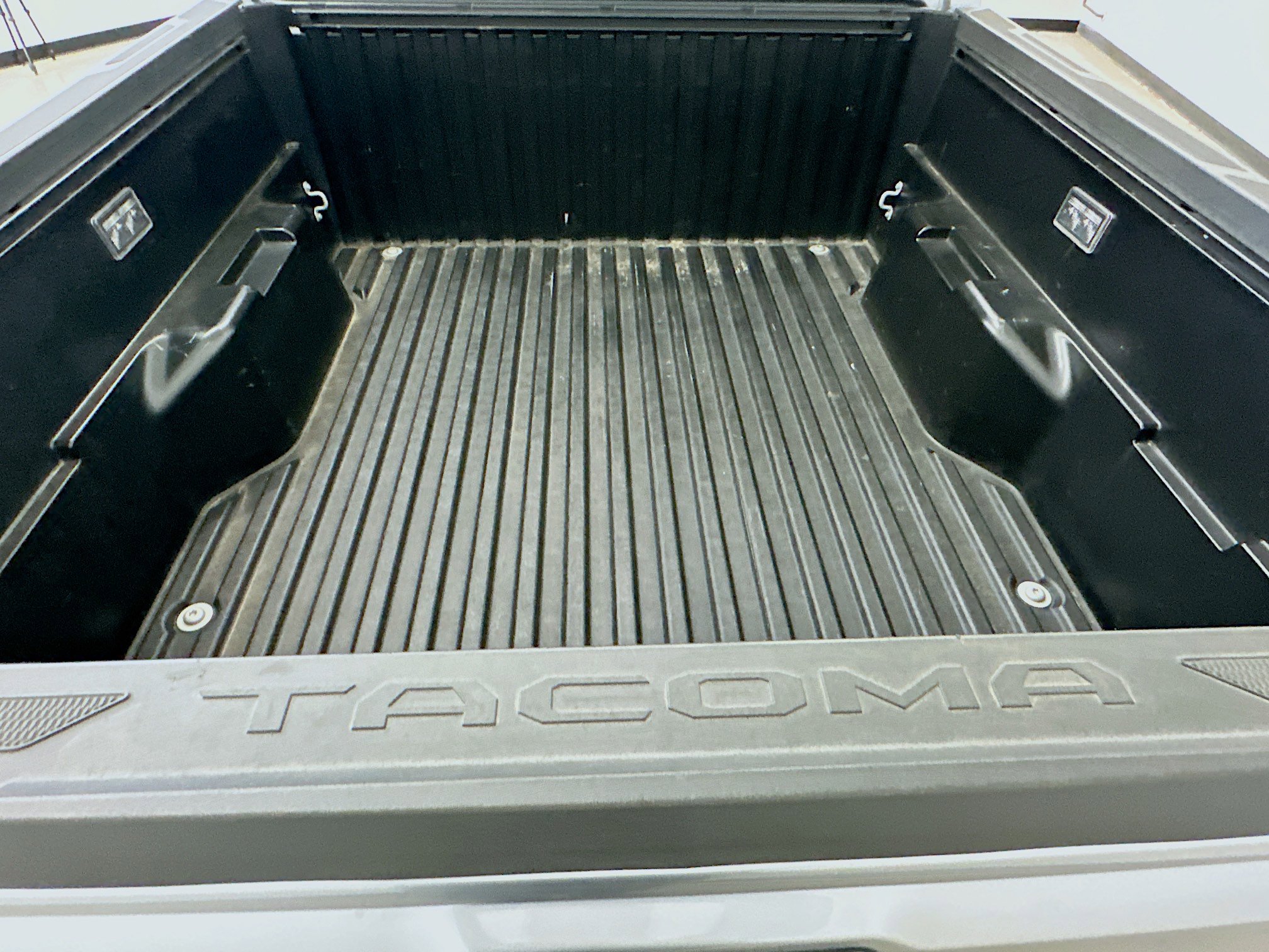 Used 2025 Toyota Tacoma TRD Off-Road AWD/4WD image 30