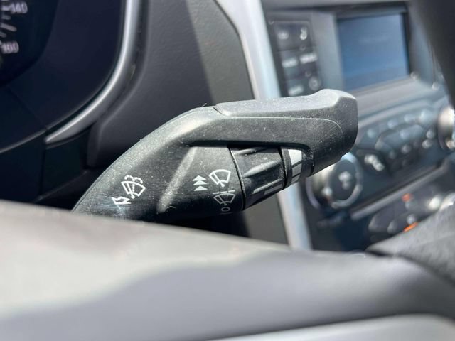 Used 2015 Ford Fusion SE FWD image 14