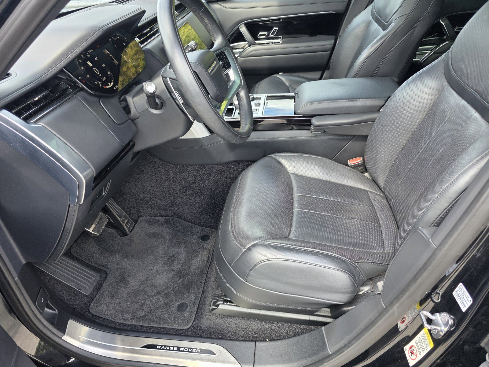 Certified 2023 Land Rover Range Rover SE AWD/4WD image 10