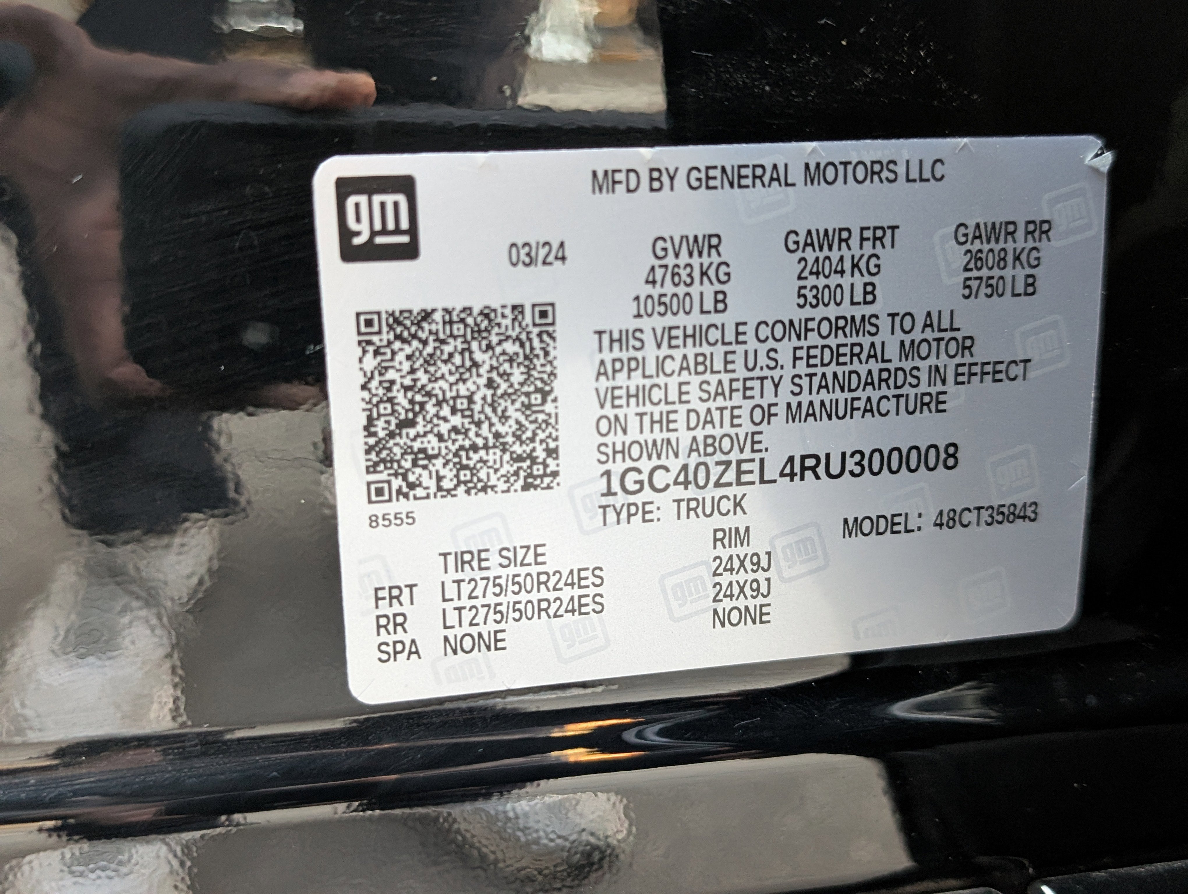 Used 2024 Chevrolet Silverado EV RST image 38