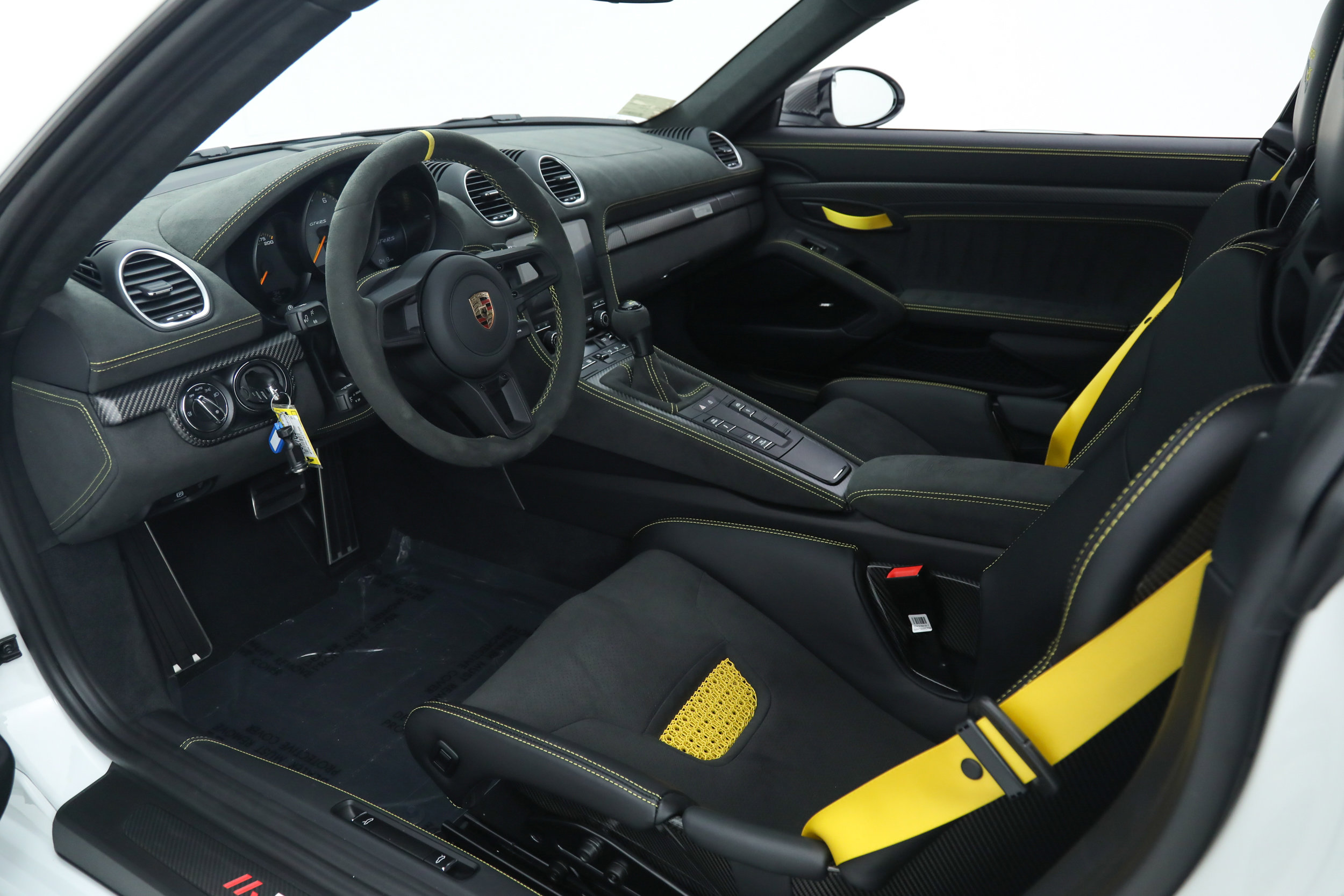 Used 2025 Porsche 718 Cayman GT4 RS RWD image 24