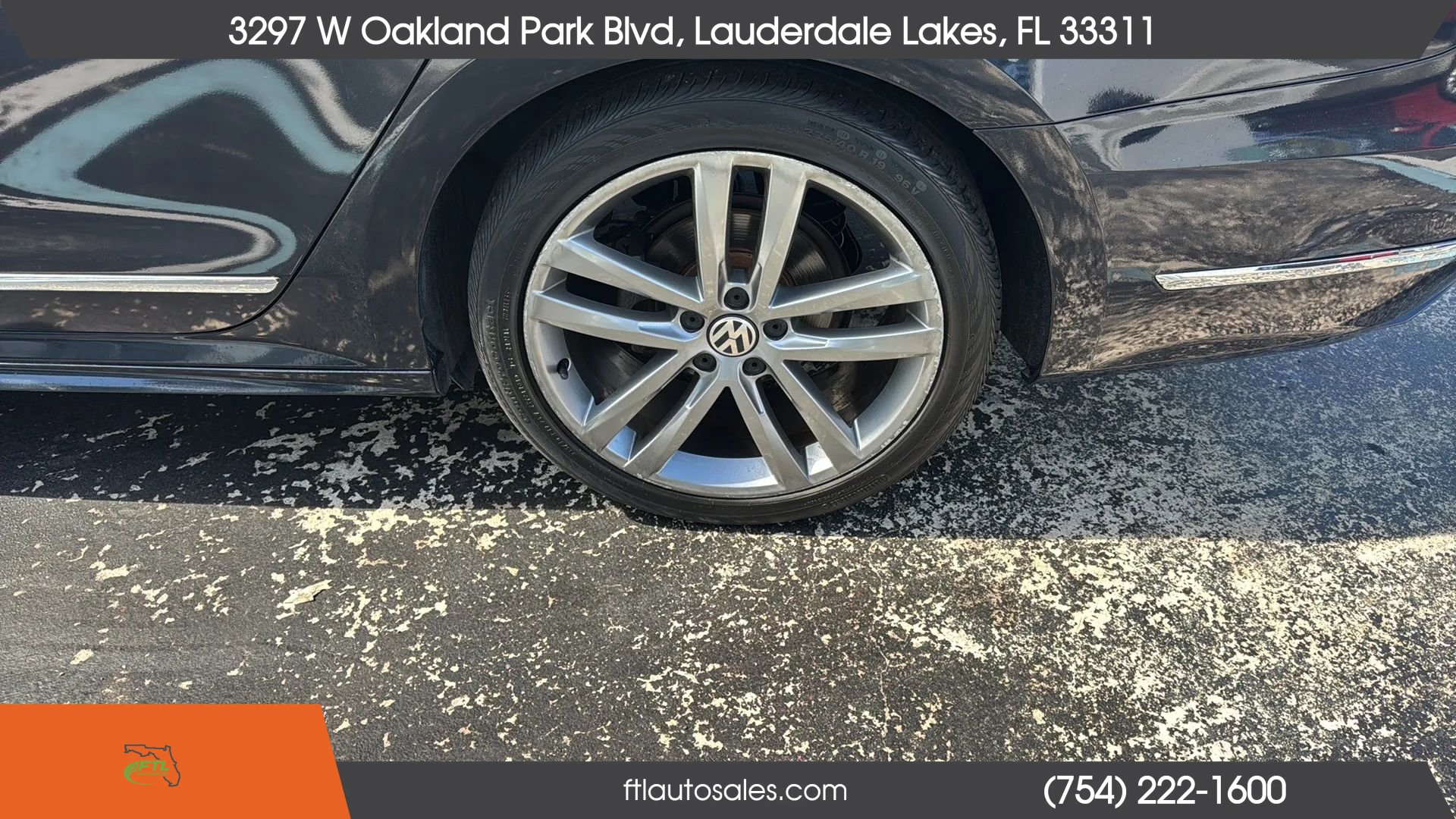Used 2017 Volkswagen Passat 1.8T R-Line FWD image 16