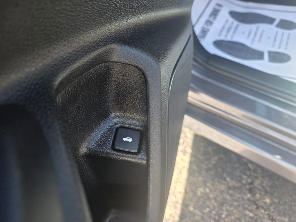 Used 2021 Honda Civic EX-L image 11