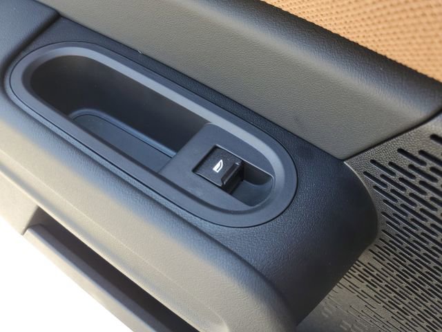 Used 2025 MINI Cooper Countryman S w/ Comfort Package Max image 14