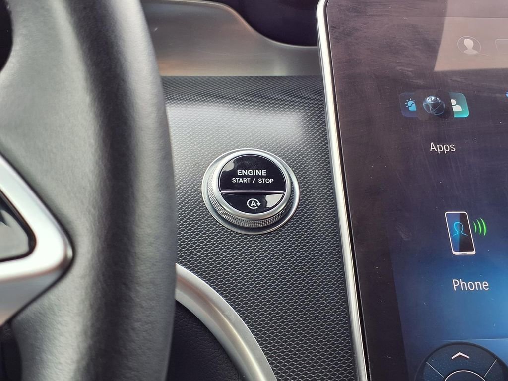 Used 2024 Mercedes-Benz GLC 300 image 12