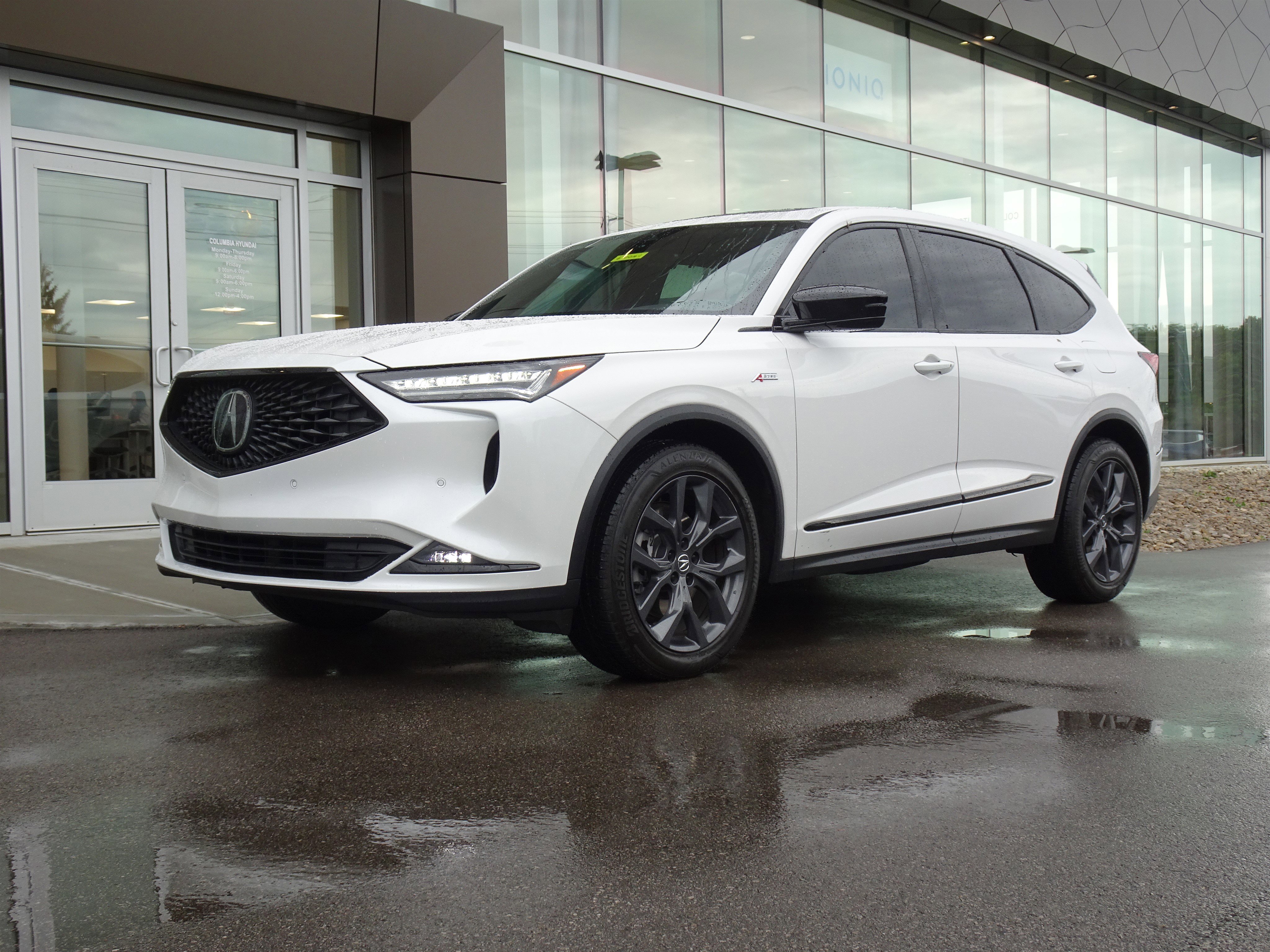 Used 2024 Acura MDX A-Spec image 1