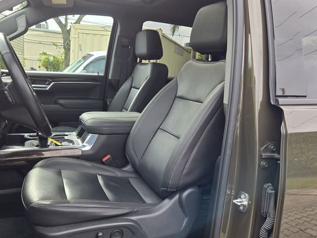 Used 2023 GMC Sierra 1500 Elevation w/ Elevation Premium Package AWD/4WD image 14