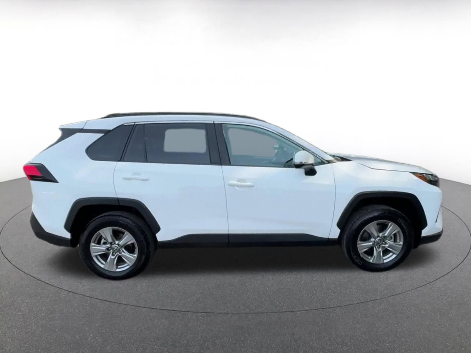 Used 2024 Toyota RAV4 XLE image 16