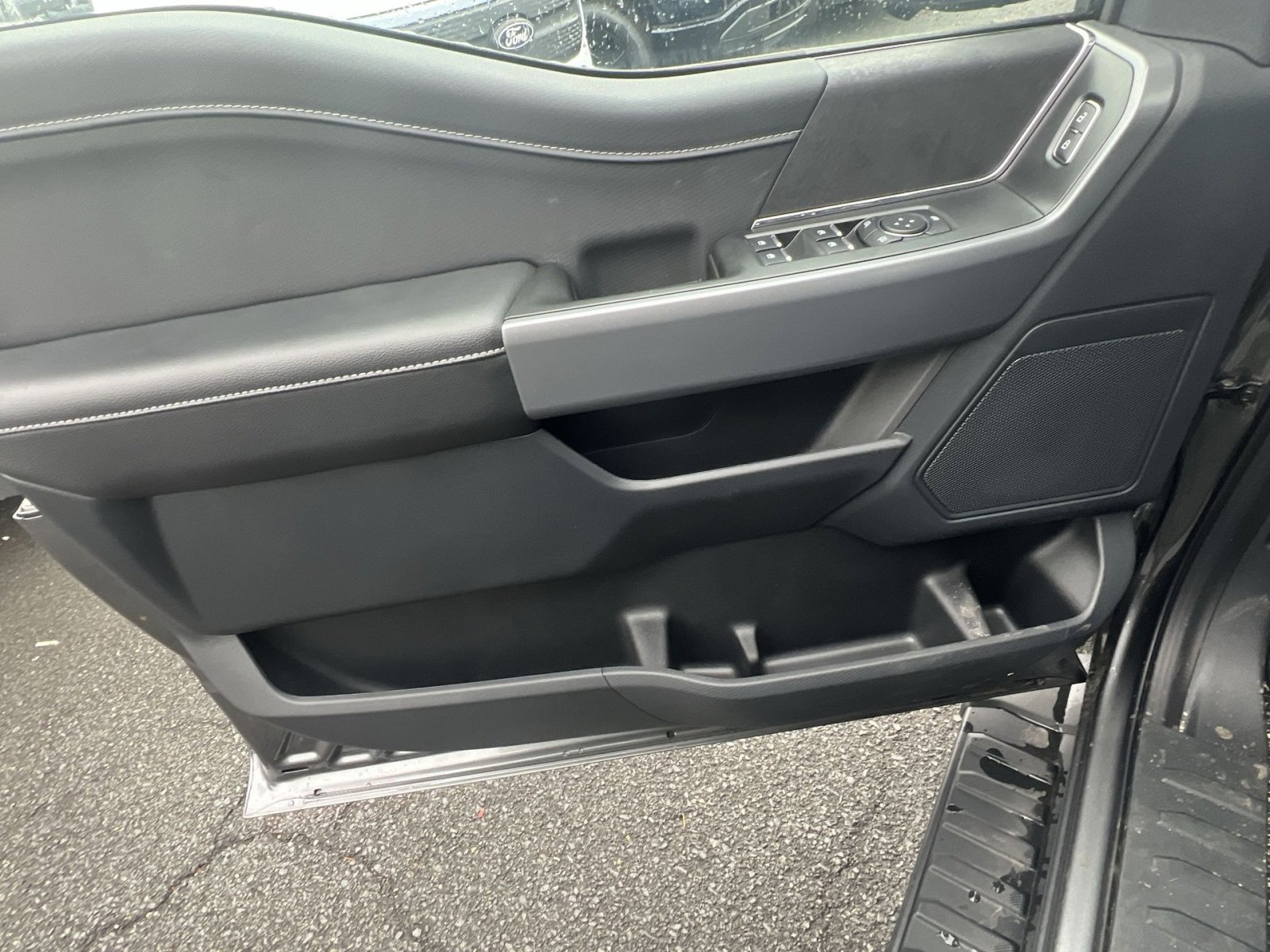 New 2025 Ford F150 XLT w/ Equipment Group 302A MID image 15