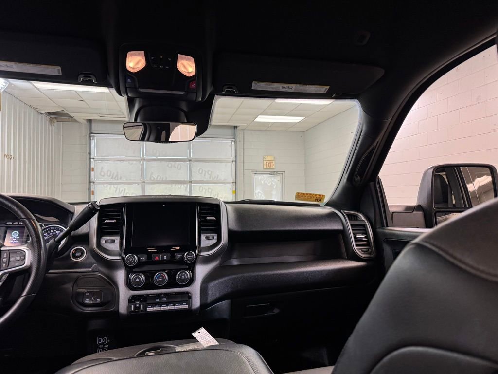 Used 2025 RAM 3500 Tradesman w/ Chrome Appearance Group image 22