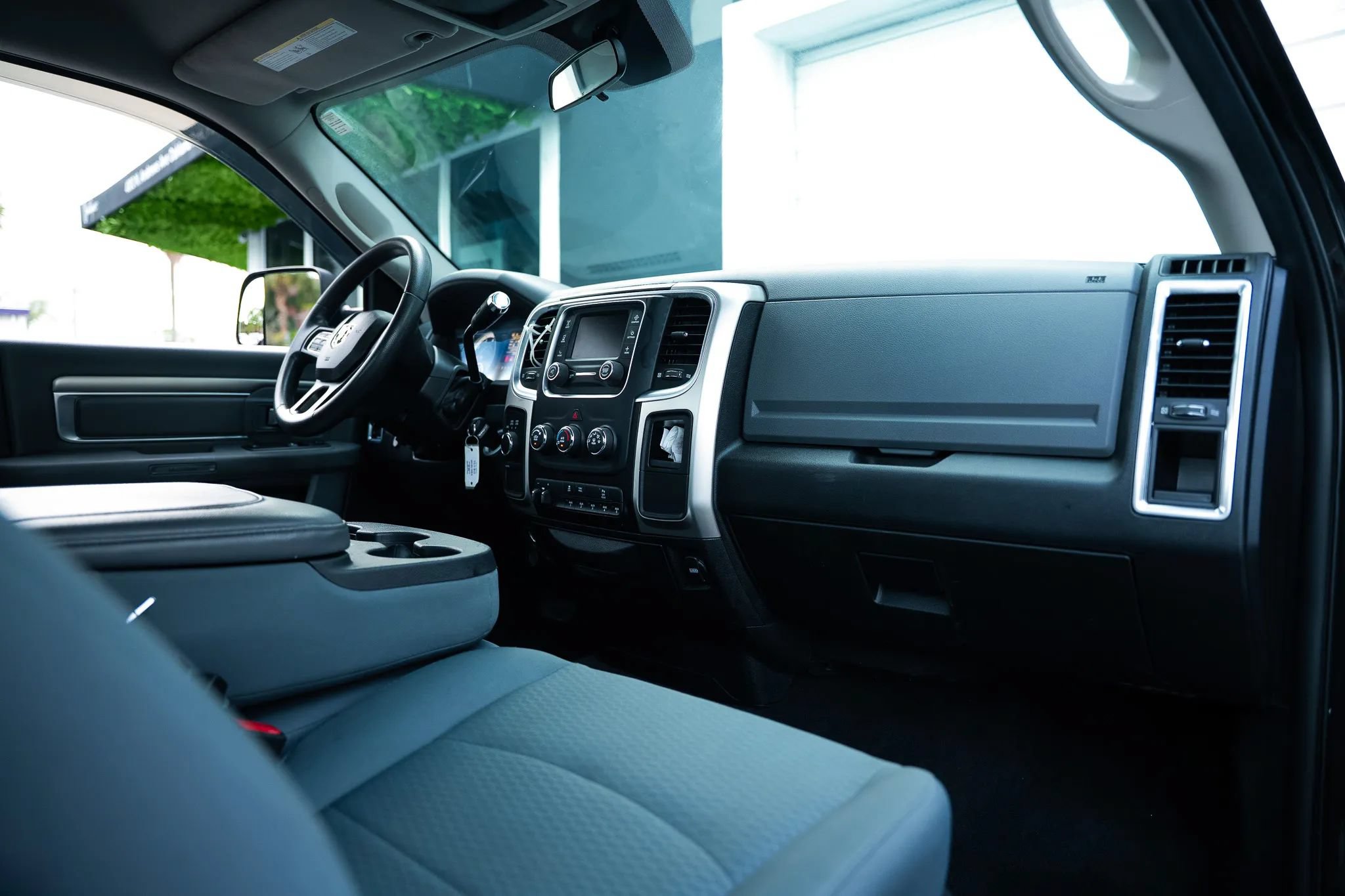 Used 2018 RAM 3500 SLT w/ Snow Chief Group AWD/4WD image 18