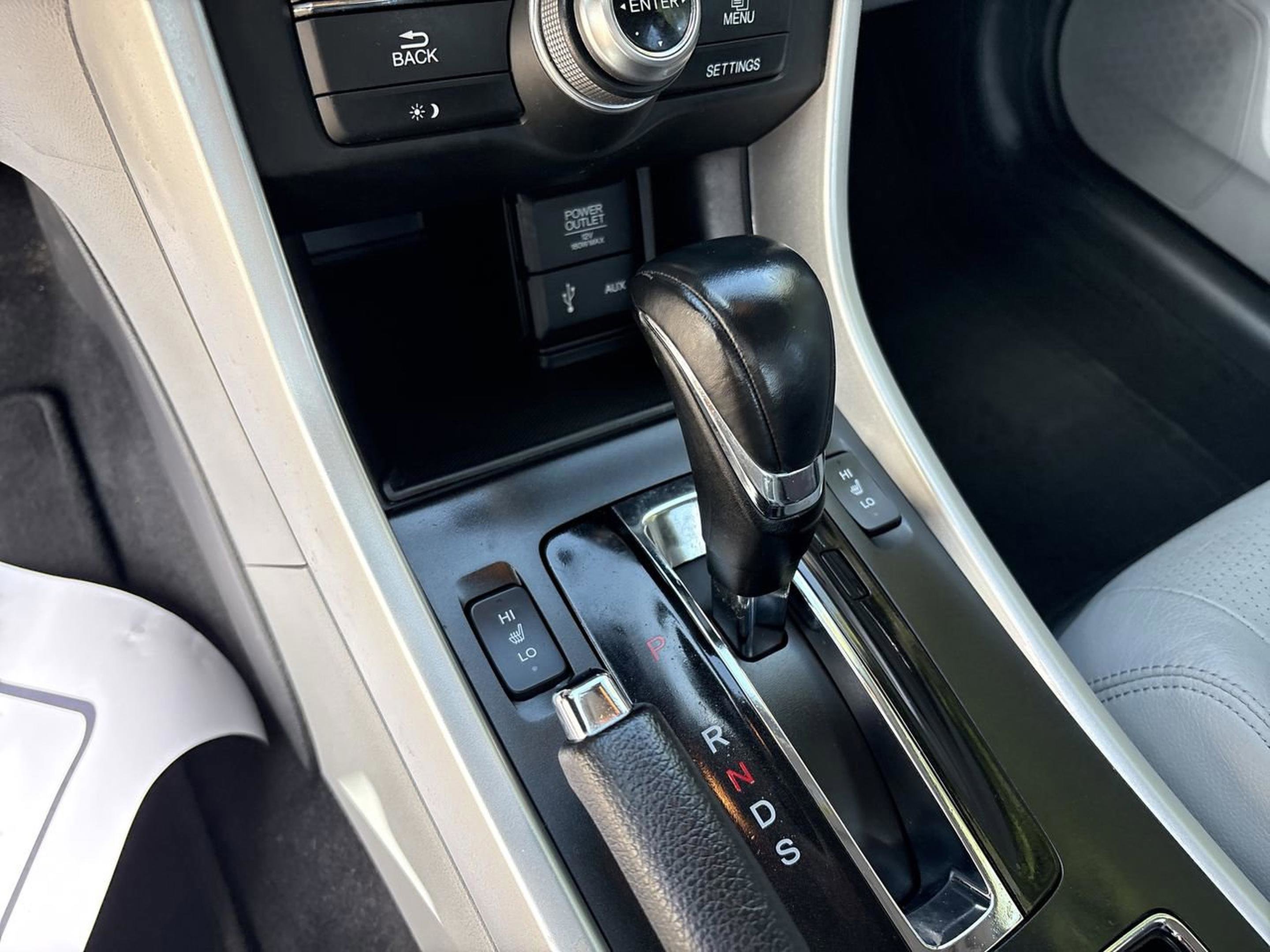 Used 2015 Honda Accord EX-L image 16