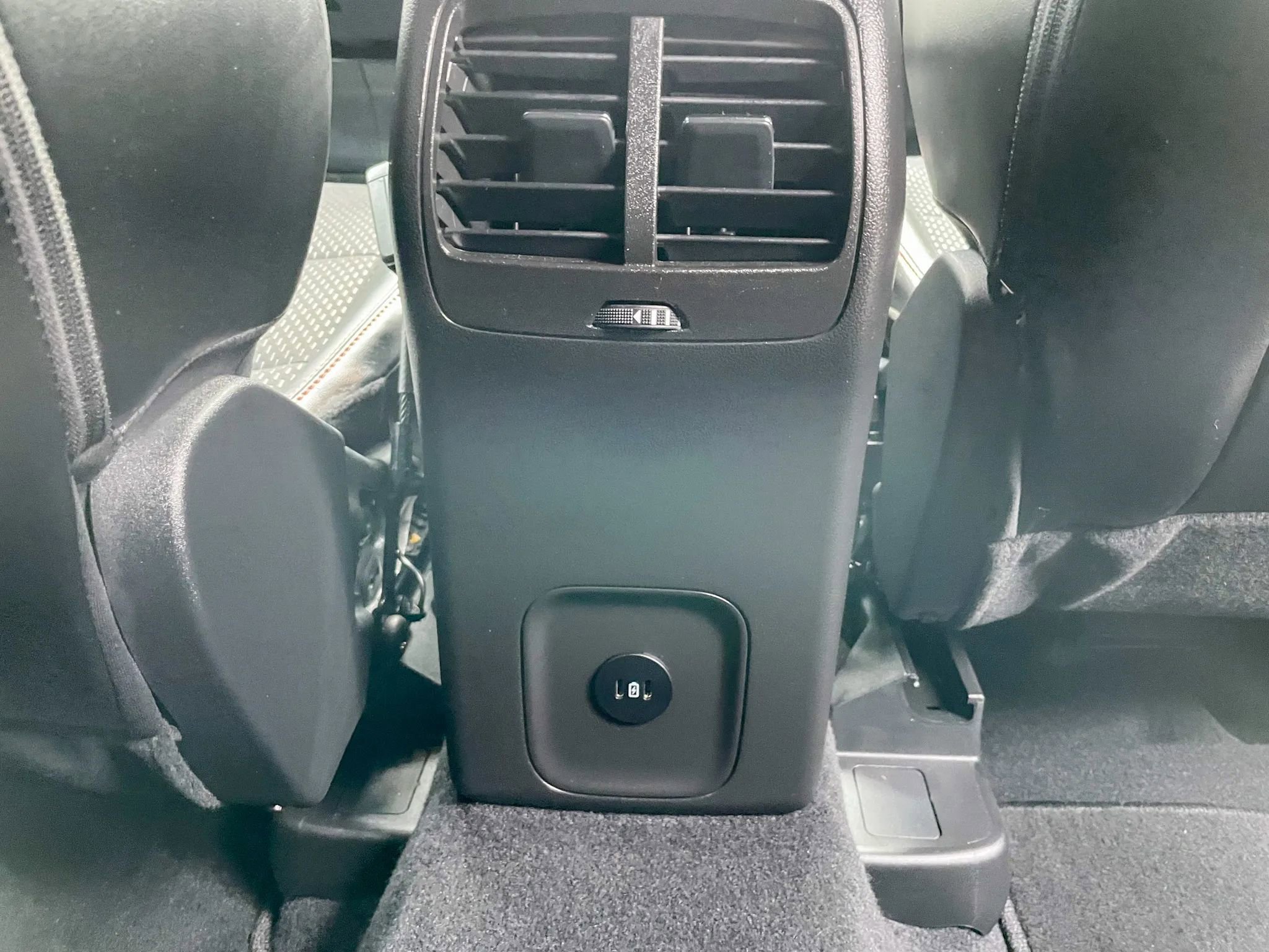 Used 2025 Ford Escape ST-Line AWD/4WD image 35