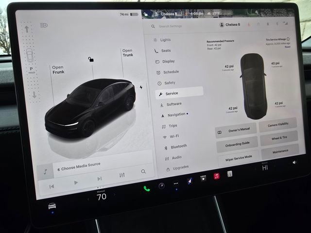 Used 2026 Tesla Model Y Long Range image 60