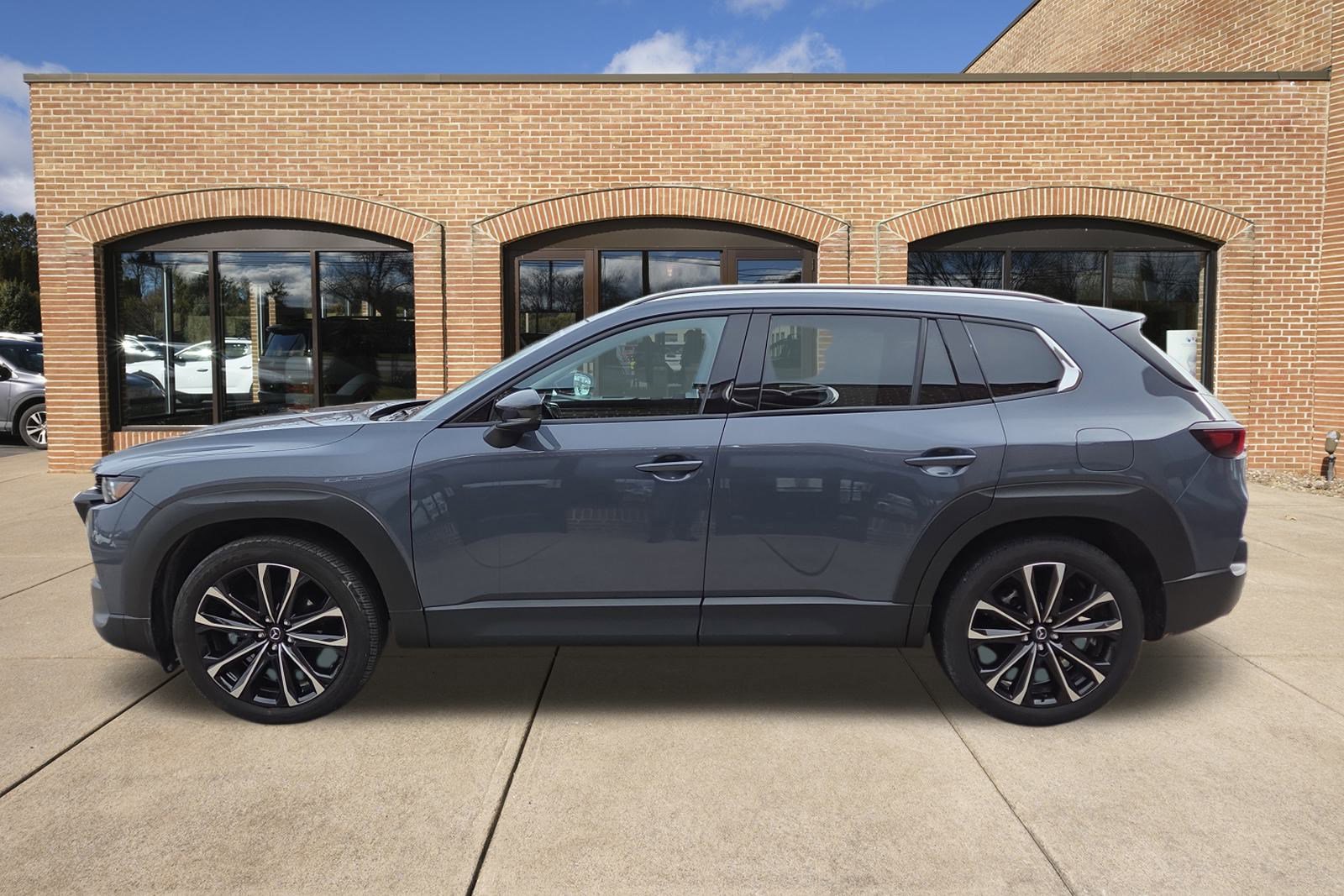 Certified 2025 MAZDA CX-50 AWD 2.5 S w/ Premium Plus Pkg image 7