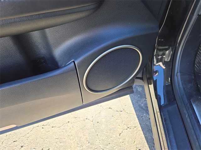 Used 2022 Lexus RX 350L FWD w/ Premium Package image 31