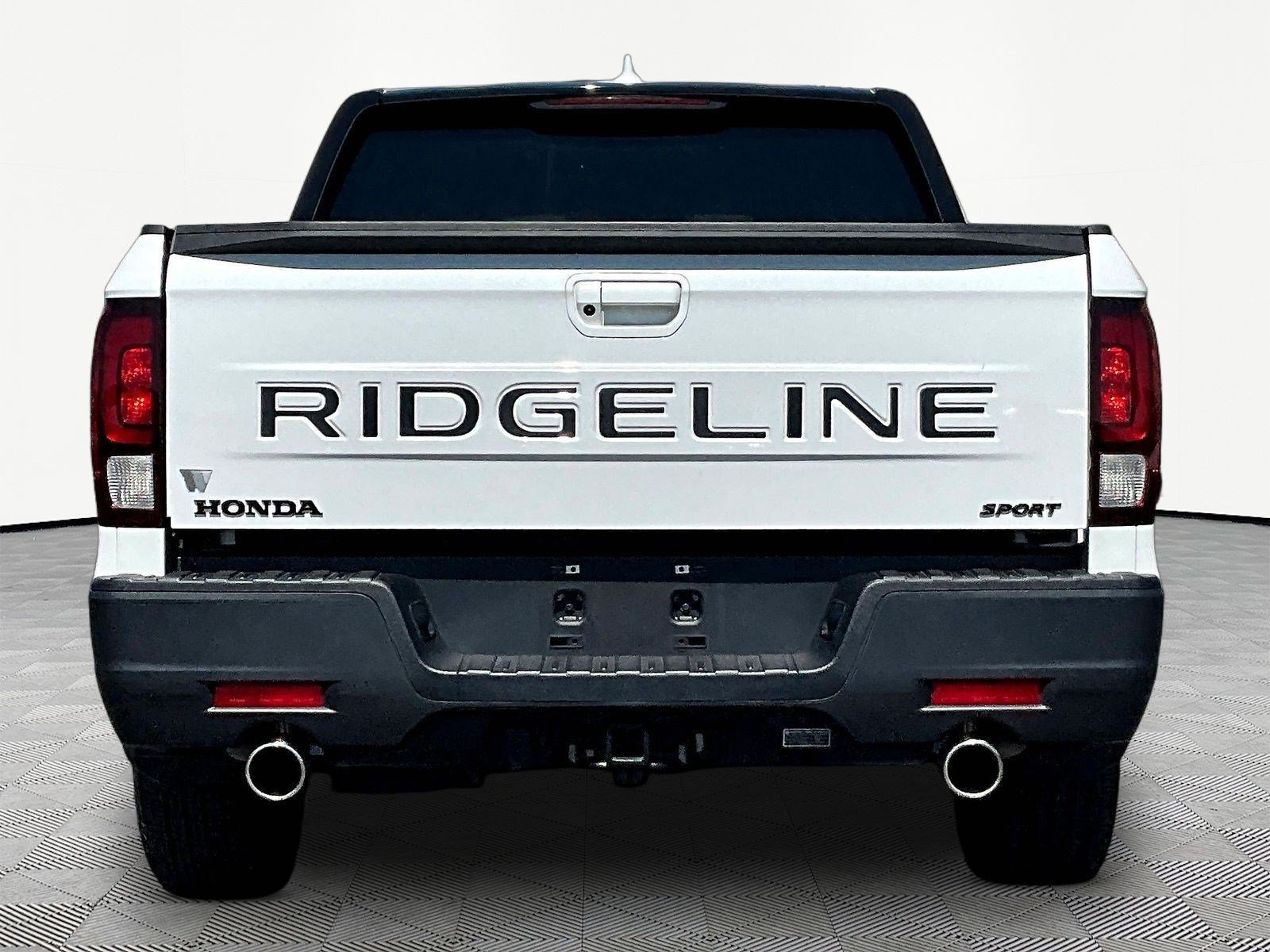 Used 2024 Honda Ridgeline Sport image 5