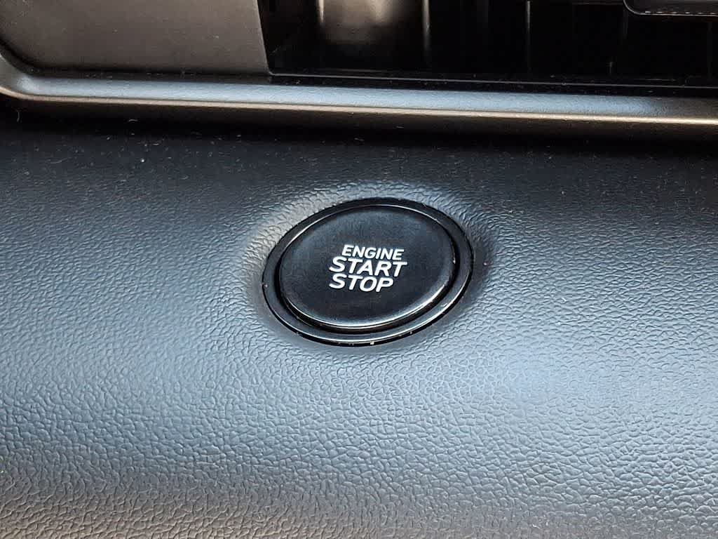 Certified 2025 Hyundai Elantra Sport FWD image 21