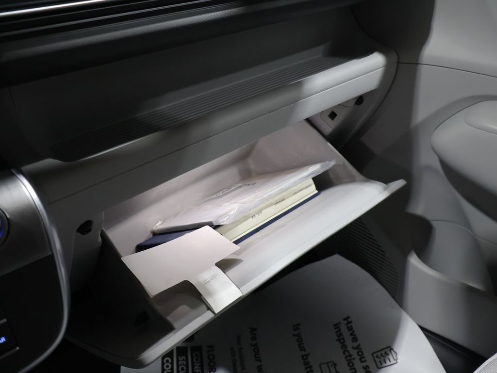 Used 2025 Hyundai Kona SEL image 35