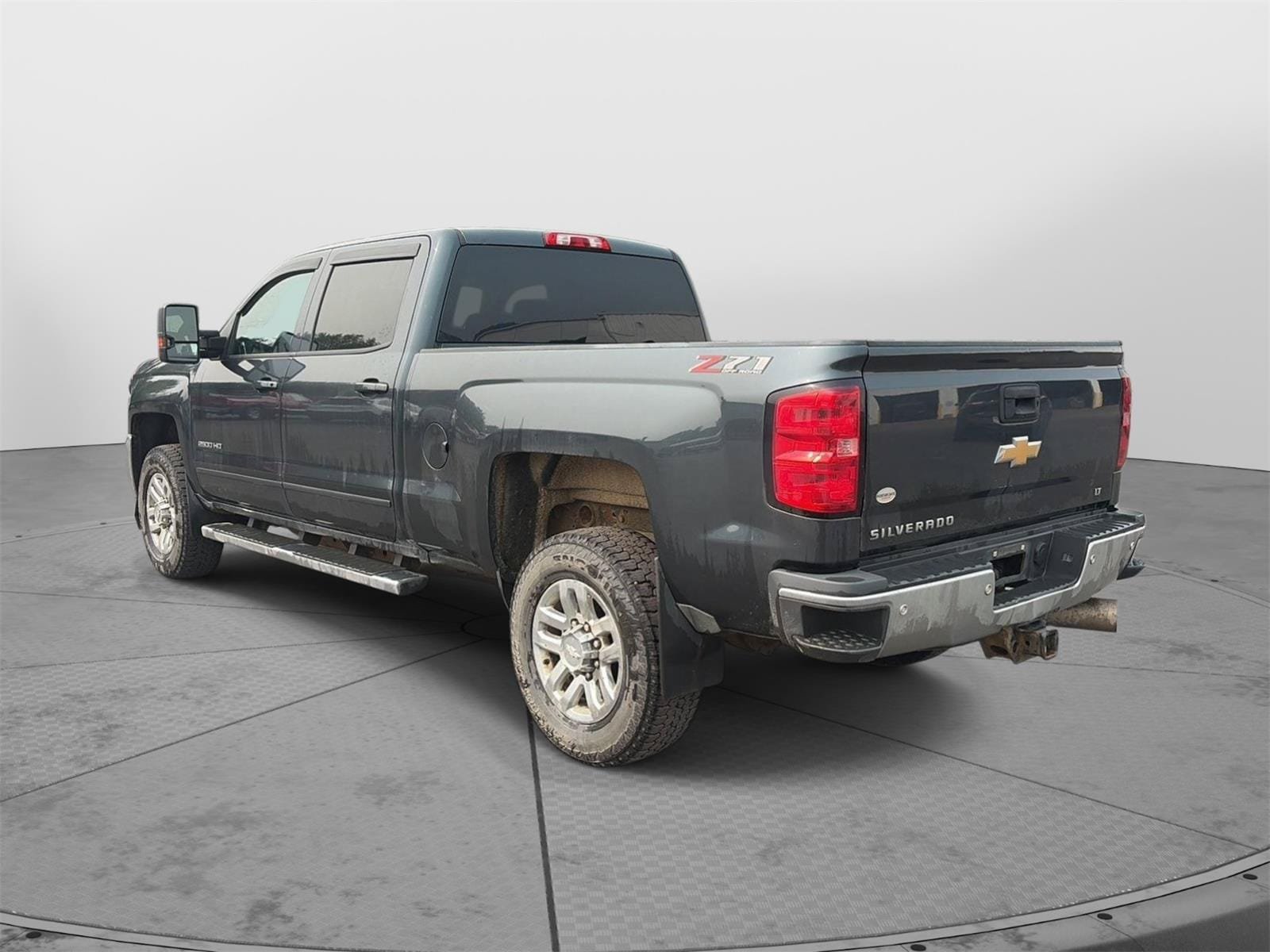 Used 2019 Chevrolet Silverado 2500 LT w/ LT Convenience Package AWD/4WD image 7