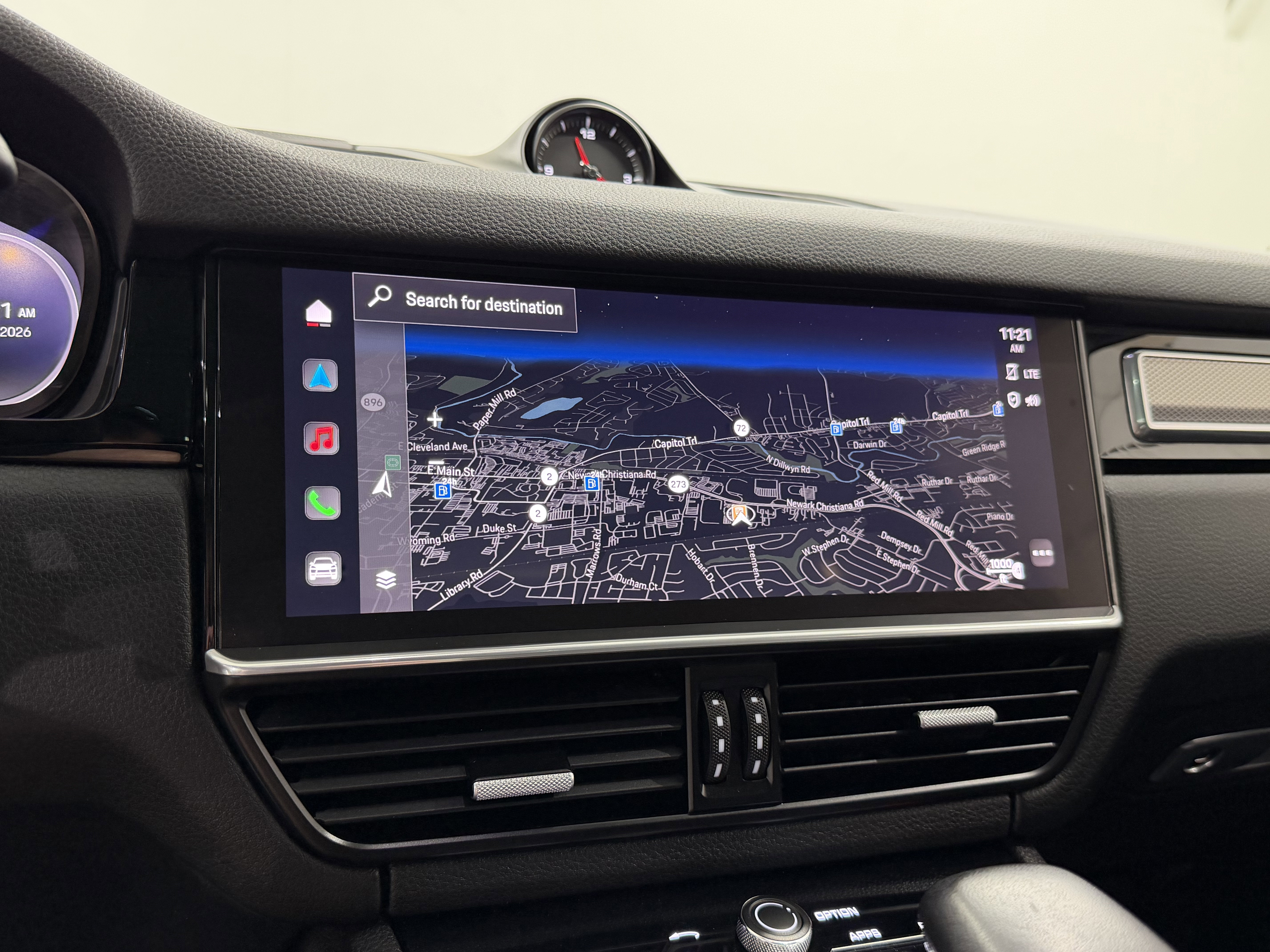 Certified 2022 Porsche Cayenne S image 43