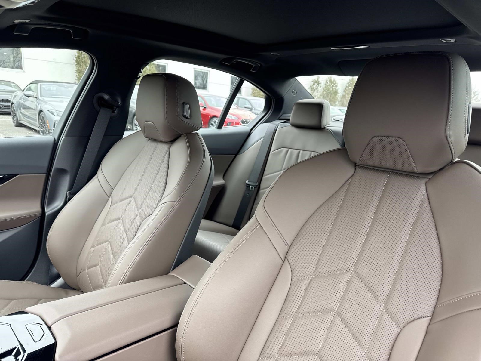 New 2026 BMW i5 eDrive40 w/ M Sport Package image 33