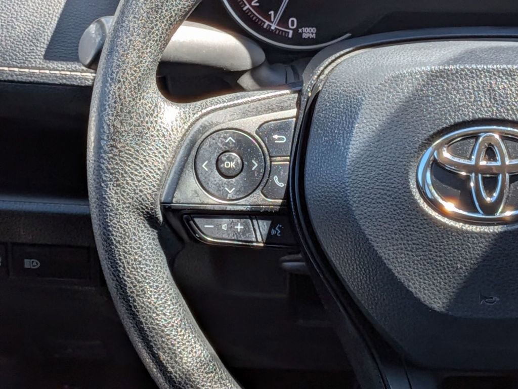 Used 2024 Toyota RAV4 LE image 18