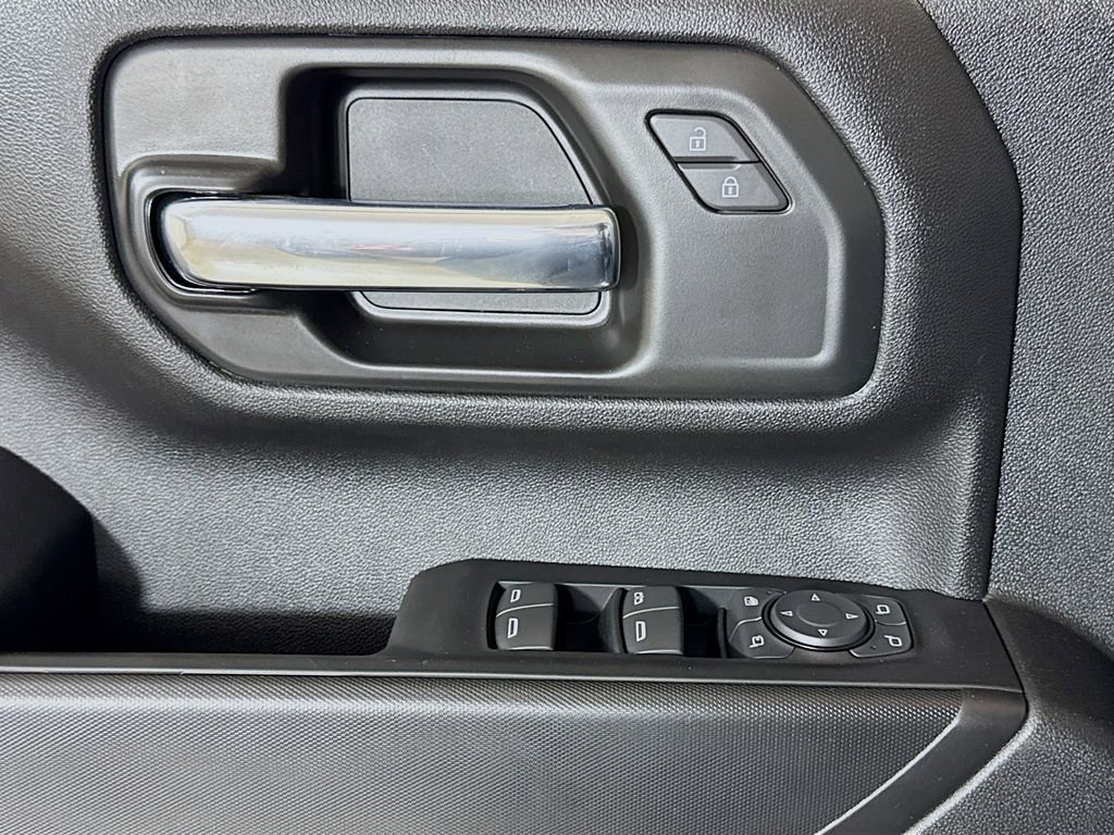 New 2026 Chevrolet Silverado 2500 Custom w/ Custom Value Package AWD/4WD image 16