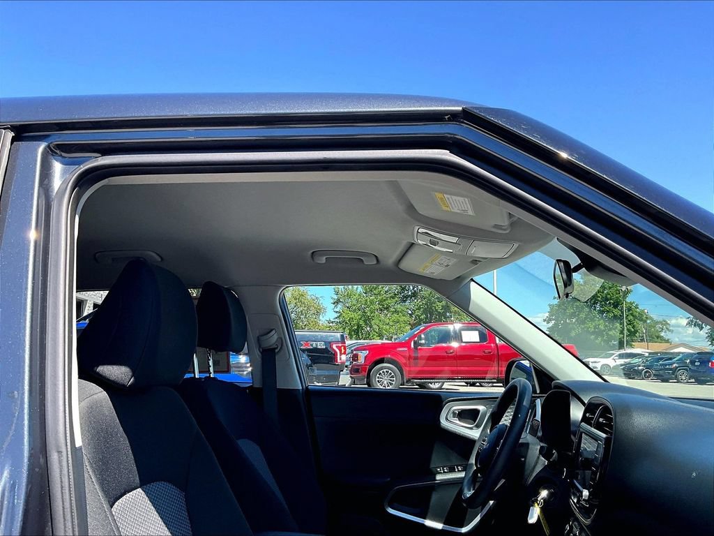 Used 2023 Kia Soul LX w/ Option Group 015 FWD image 23