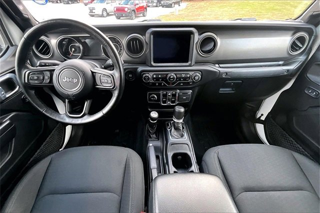 Used 2021 Jeep Gladiator Willys image 15