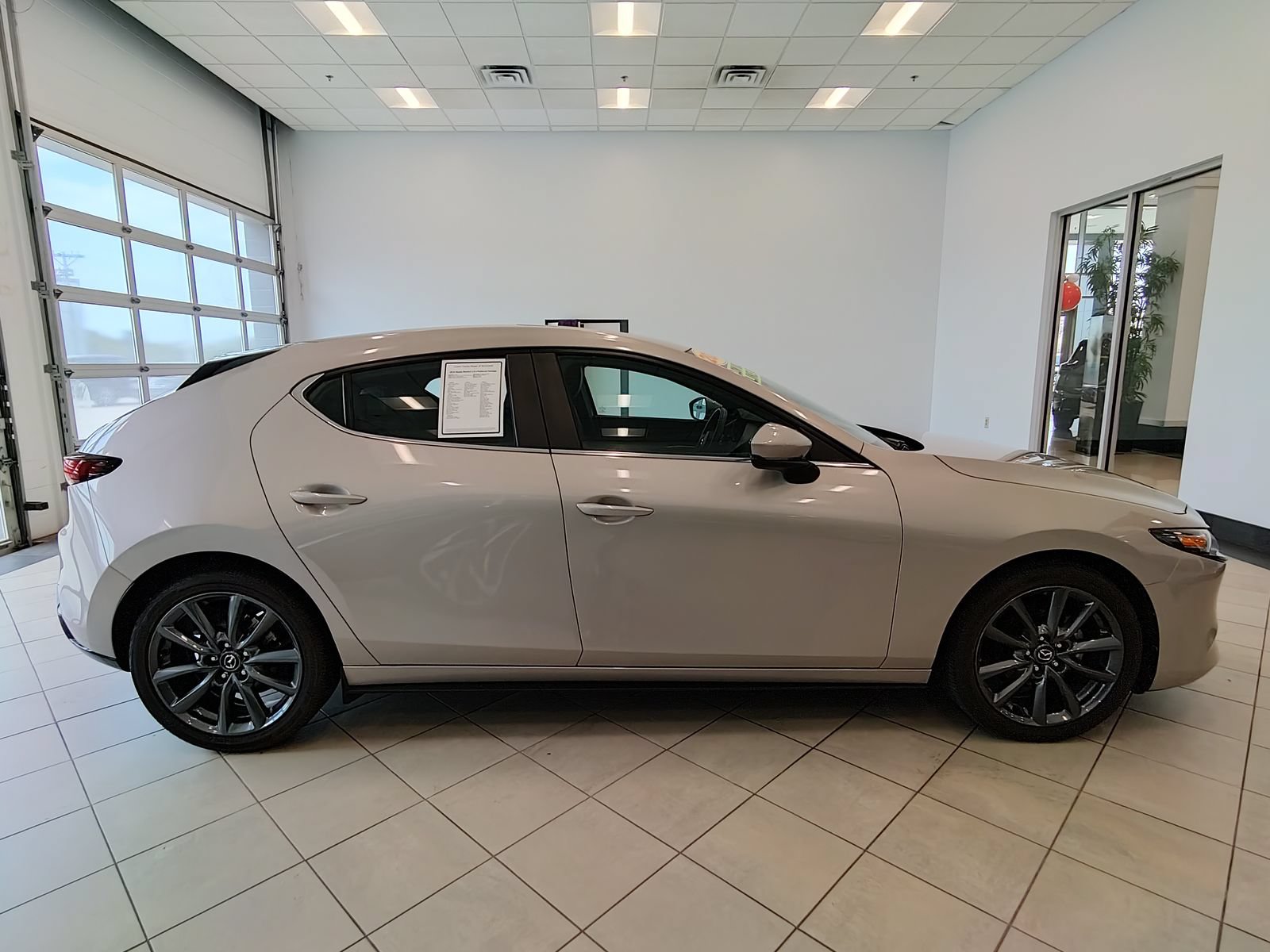 Used 2024 MAZDA MAZDA3 s FWD image 2