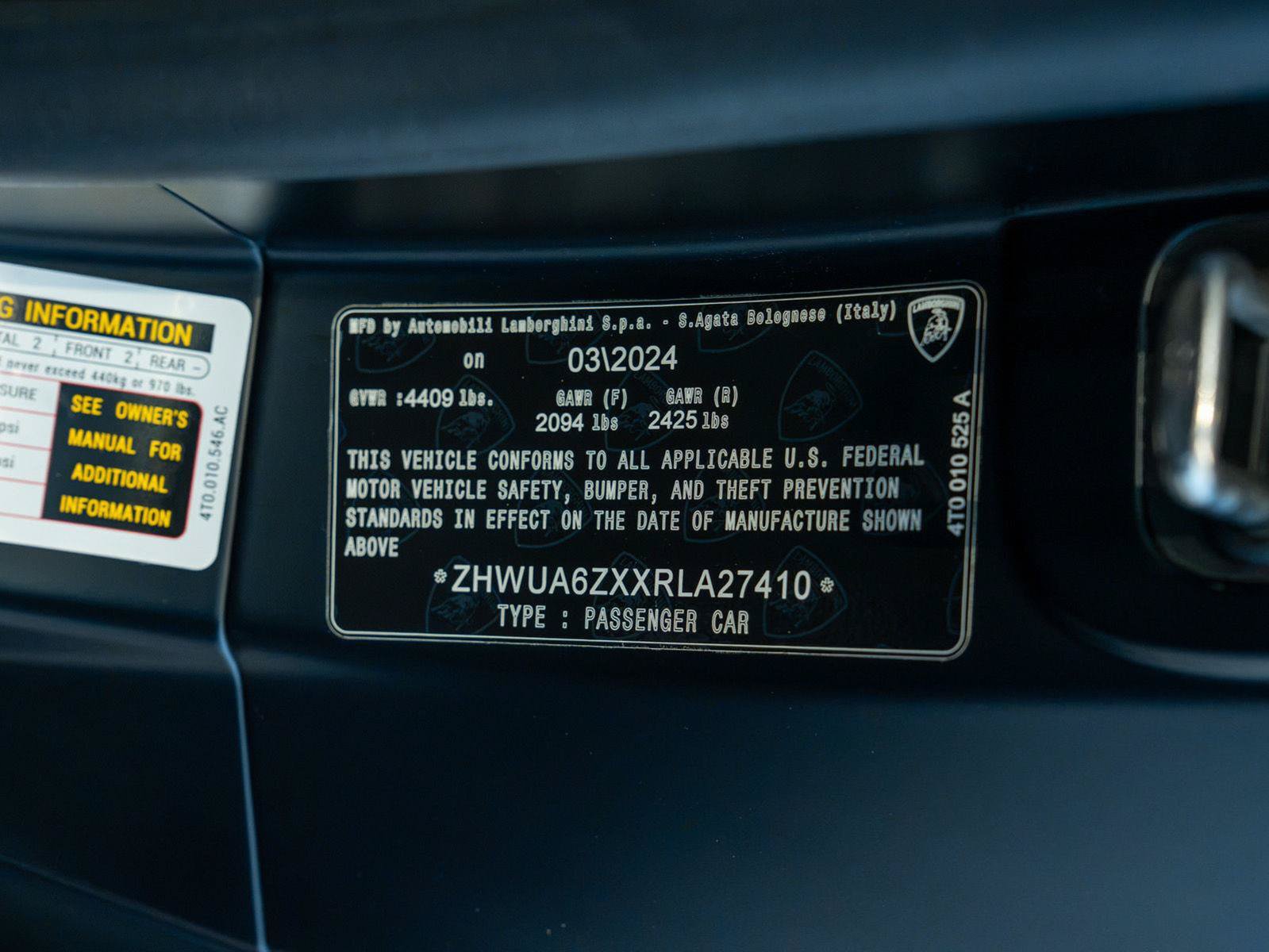 Used 2024 Lamborghini Huracan STO RWD image 33