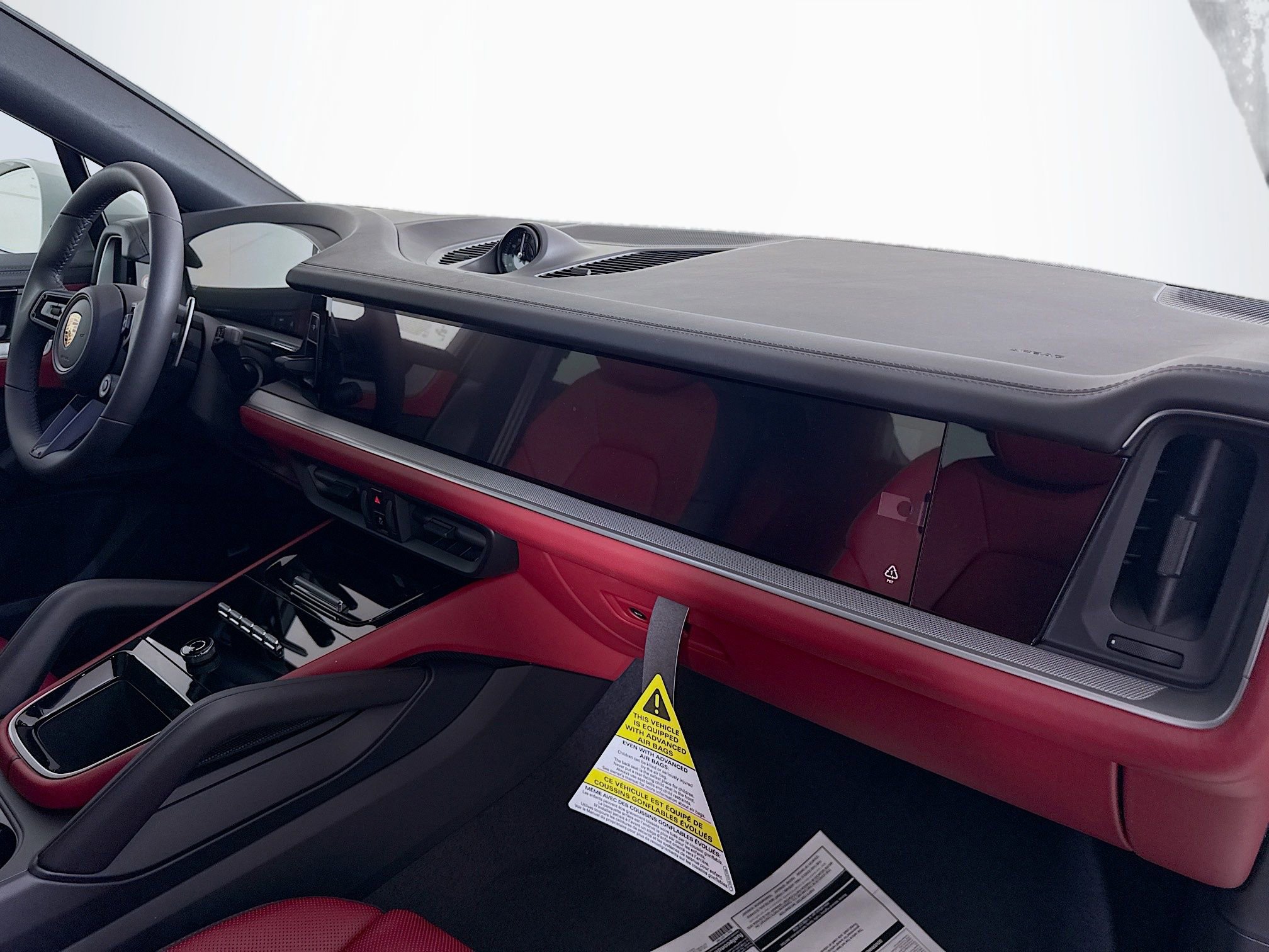 Certified 2025 Porsche Cayenne S image 23