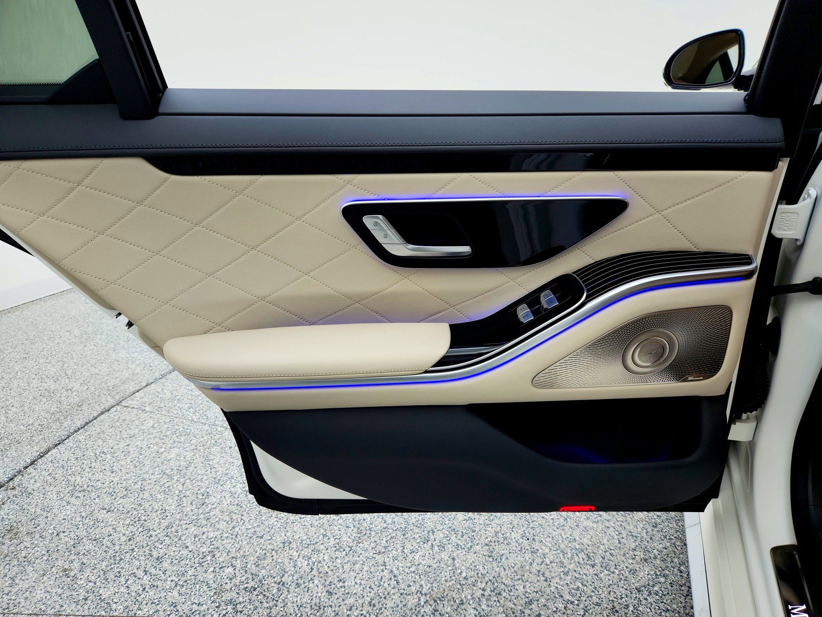 Certified 2022 Mercedes-Benz S 500 4MATIC image 23