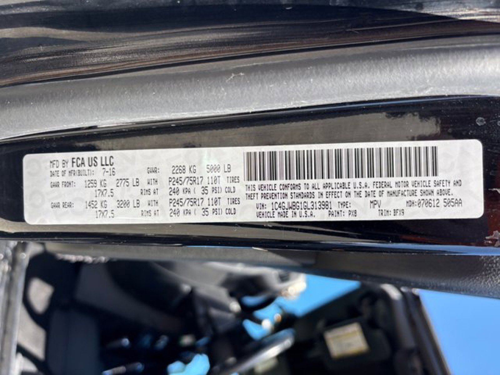 Used 2016 Jeep Wrangler Sahara AWD/4WD image 22